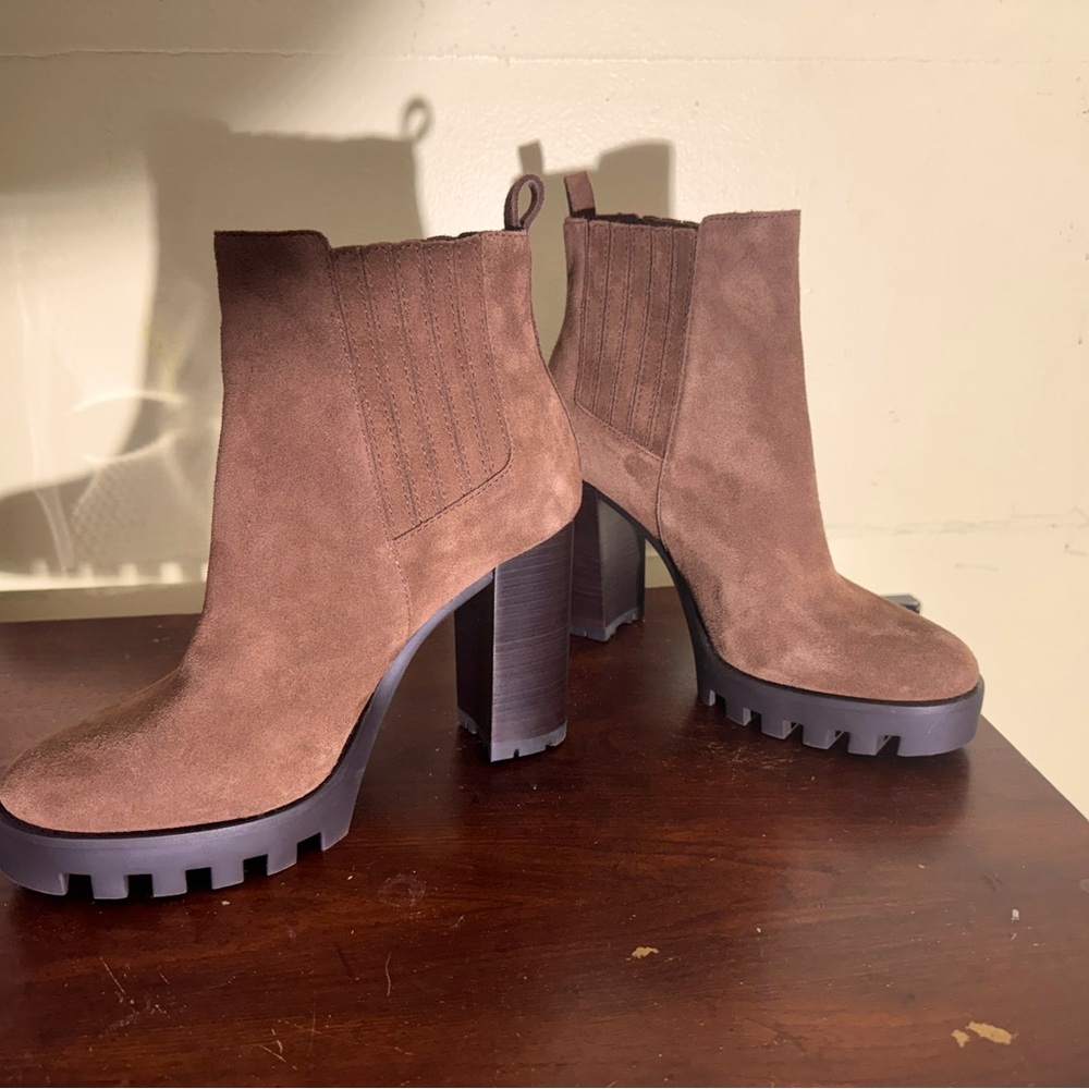 Antonio Melani heeled boots